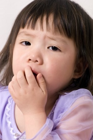 Как вылечить долгий кашель у ребенка без температуры