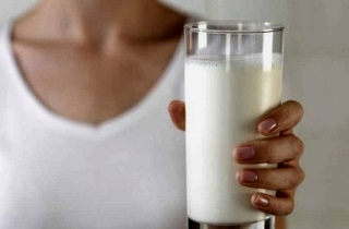 «Боржоми» с молоком - эффективное средство от кашля